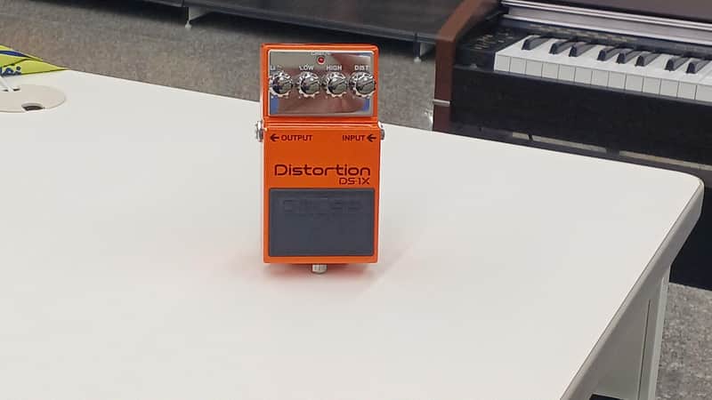 Boss DS-1X