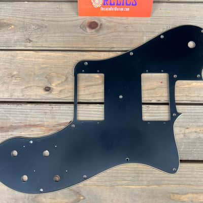 Real Life Relics Genuine Fender® Aged Black 72 Telecaster® Deluxe Pickguard 3 Ply  0064310002  [PGB3]