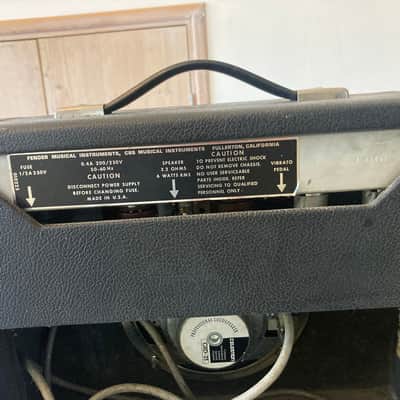 Fender Vibro Champ 6-Watt 1x8" Guitar Combo 1970 - 1980 - Silverface image 11