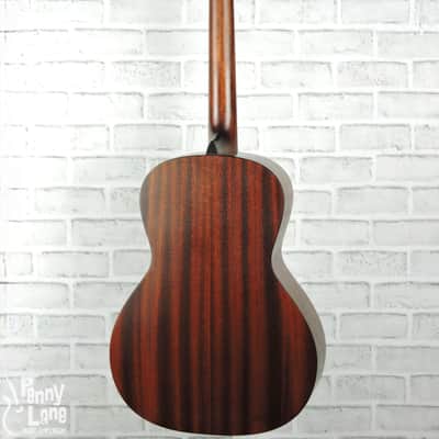 Eastman E1OOSS-SB Solid Acoustic OO Slope-Shoulder Guitar with Gig Bag image 2
