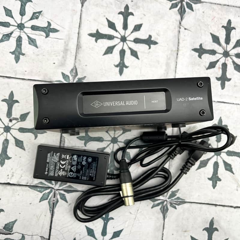 Universal Audio UAD-2 Satellite QUAD Core Thunderbolt DSP Accelerator image 1