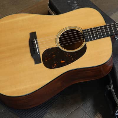Minty! 2023 Martin Standard Series w/ LR Baggs Element VTC D-18 Dreadnought Acoustic Guitar Natural + OHSC image 2