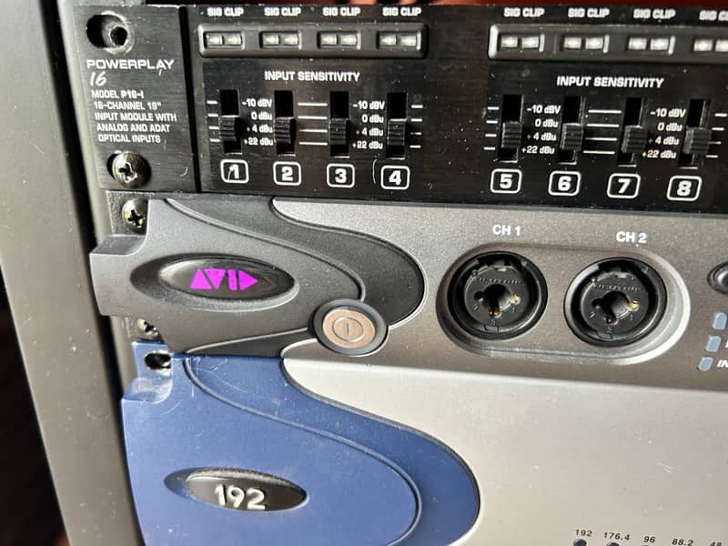 Avid HD Omni 2010s - Gray image 1