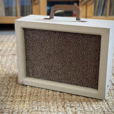 Airline 62-9031 1965 Cream/Gold image 1