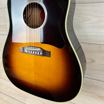 Gibson Southern Jumbo Original Acoustic Guitar - Vintage Sunburst image 4