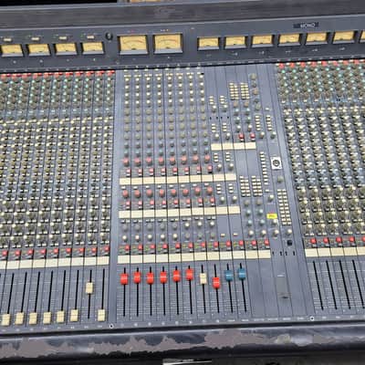 Ramsa Model S840 40 channel live sound mixer with power supply and roadcase - Gray image 5
