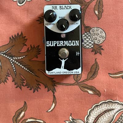 Mr. Black Supermoon Reverb | Reverb
