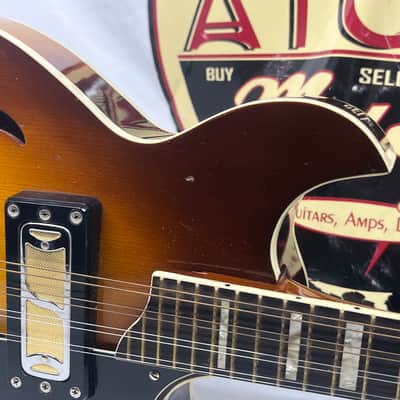 Immagine Harmony H-35 "Batwing" Acoustic Electric Mandolin with Case - 3