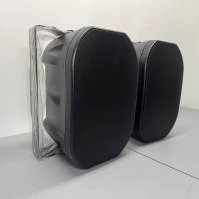 Monoprice 6.5in Weatherproof 2-Way Speakers with Wall Mount Bracket (Pair Black) image 2