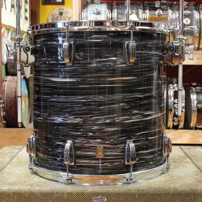 Ludwig Classic Maple Outfit in Black Oyster Pearl 14x22 9x13 16x16 image 8