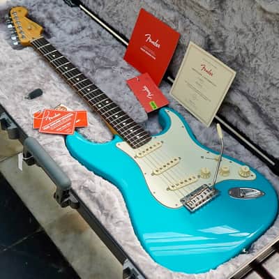 Fender American Professional II Stratocaster with Rosewood Fretboard Miami Blue (2021) image 9