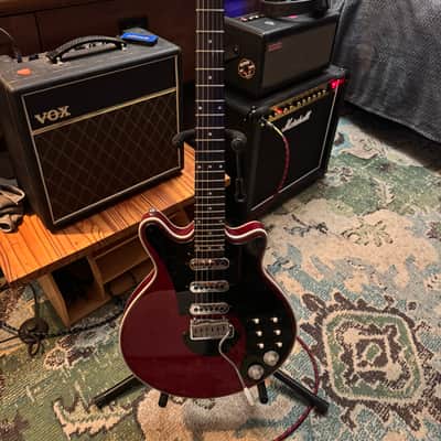 Burns Brian May Signature Specisl 2000’s - Red image 1