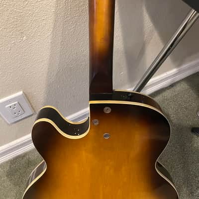 1963 Silvertone 1429 image 7