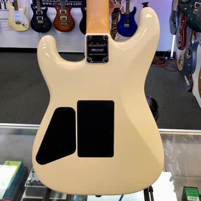 Jackson Pro Origins 1985 San Dimas SD1A H FR, Maple Fingerboard, Vanilla Shake with Gig Bag image 4