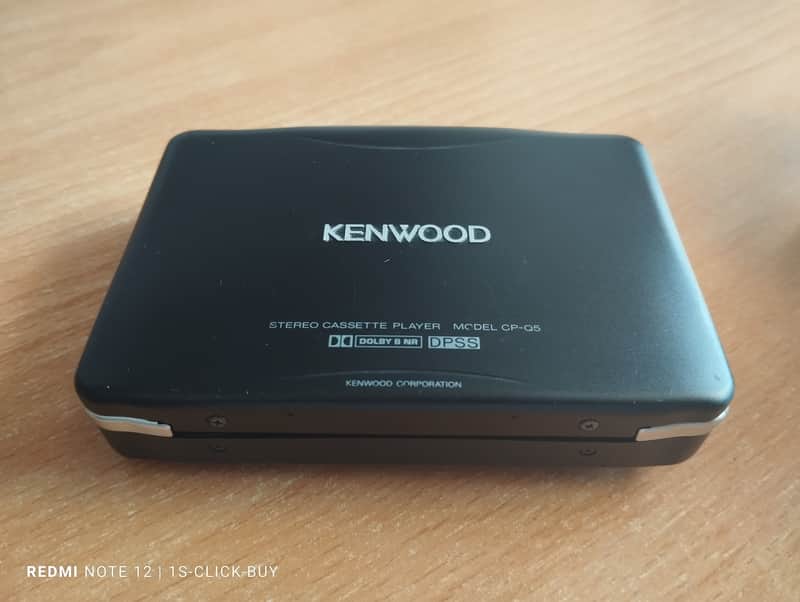 Kenwood Walkman cassette Player CQ Q5 Black good working video