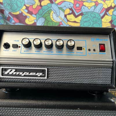 Immagine Ampeg Micro VR 200-Watt Compact Solid State Bass Amp Head 2011 - Present - Black - 1