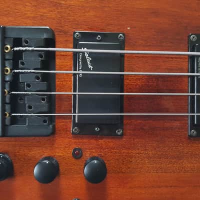 Hohner The Jack Natural Walnut Gloss, 24 frets, Headless, Steinberger Bridge, EMG Active pickups + X image 9