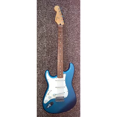 Squier Standard Stratocaster Left-Handed 1996 - 2000 | Reverb