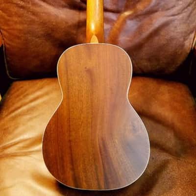 Mainland Classic Mahogany Tenor ukulele image 2