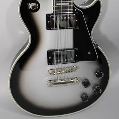 2021 Epiphone Silverburst Les Paul Custom image 3