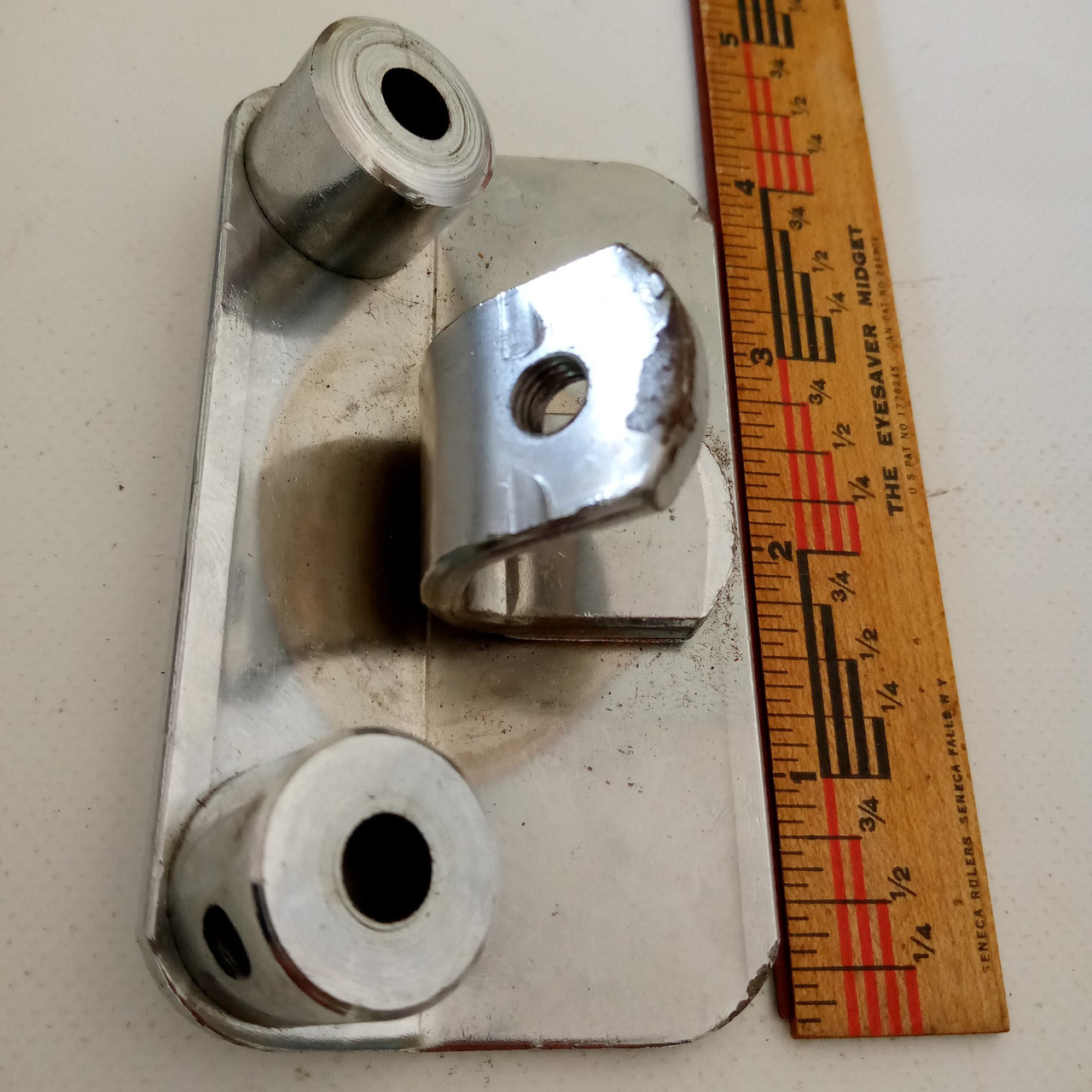 Slingerland Clamp-On Bass Drum Anchor Plate Part Chrome Double Spur Mount Holder — main photograph