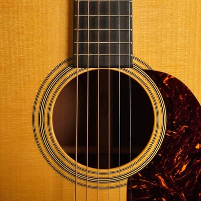 Martin Custom Shop OOO-28 Madagascar Rosewood / Adirondack 2022 - Natural image 14