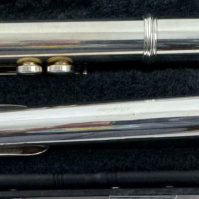 Yamaha YFL-285SII - open hole student flute image 8