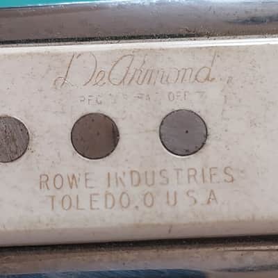 DeArmond Rch B Flat top round hole microphone pickup 1958-1960 - Chrome image 8