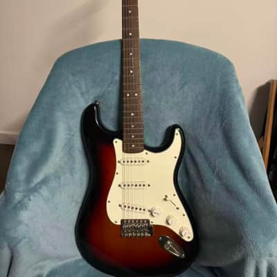 Fender Made in Japan ストラトキャスター Fender Japan STRATOCASTER Electric Guitar Ref.No 5627 | Reverb Canada