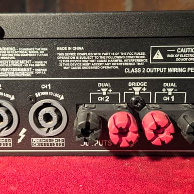 Crown XLS-2002 2-Channel 650w Power Amplifier #2 image 12