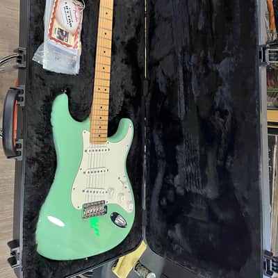 Fender American Special Stratocaster with Maple Fretboard 2013 - Surf Green image 17