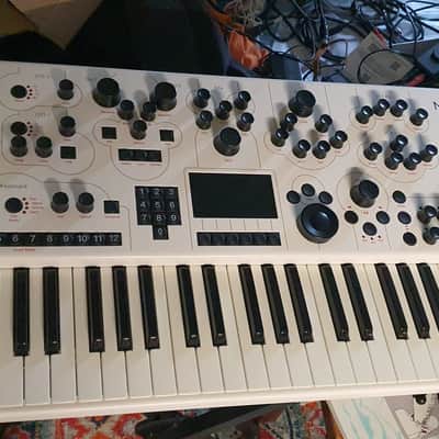 Modal Electronics 002 12-Voice Analogue-Digital Hybrid Synthesizer 2010s - White