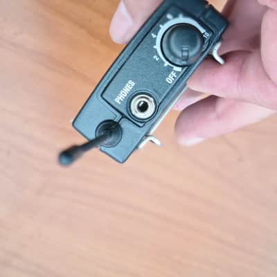 Sennheiser Sennheiser EK 300 IEM G3 Diversity Receiver In-Ear Monitoring 823-865MHz image 6