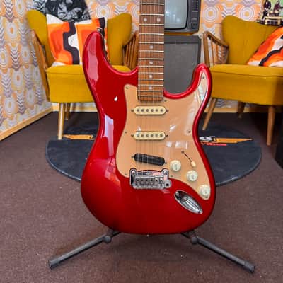 G&L G&L Legacy Strat Candy Apple Red "Matched Headstock" inkl. Case 1999–2010 - Candy Apple Red image 19
