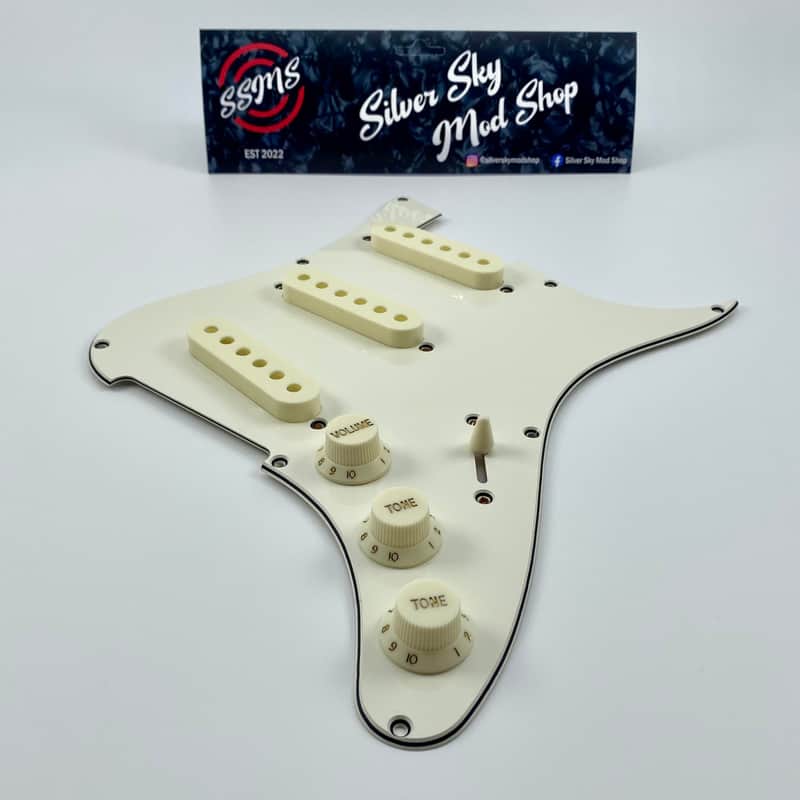 Silver Sky Se parchment pickguard, pickup covers, knobs & switch tip image 1