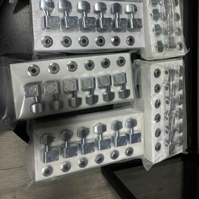 Fender Stratocaster/Telecaster Tuning Heads (6) 2010s - Chrome image 3