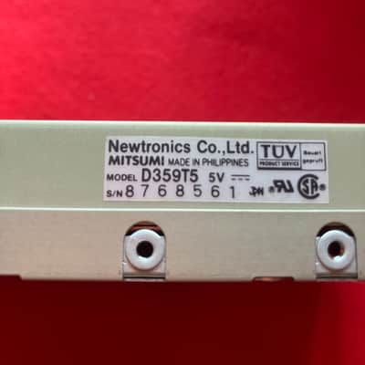 Original floppy disk drive for AKAI S200 image 6