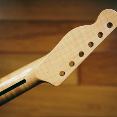 Stratocaster Neck – Flame Maple | 22 Frets | Light Gloss Finish | Bone Nut image 4
