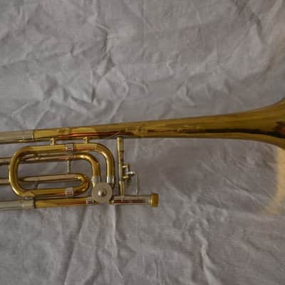 Trombón Bach Stradivarius Corporation 36 en buen estado. image 9