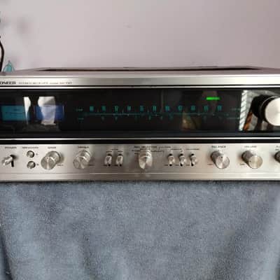 Pioneer SX737 receiver in very good condition - 1970's image 1
