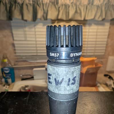 Shure SM57 Cardioid Dynamic Microphone image 2