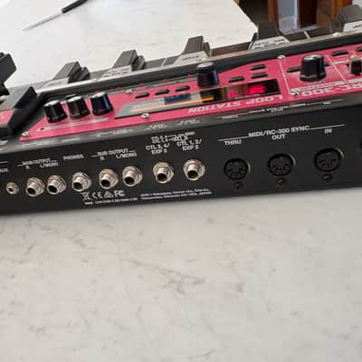 Boss RC-300 Loop Station 2011 - 2021 - Black / Red image 9