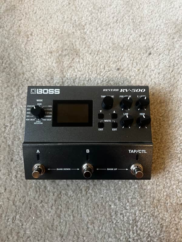 Boss RV-500