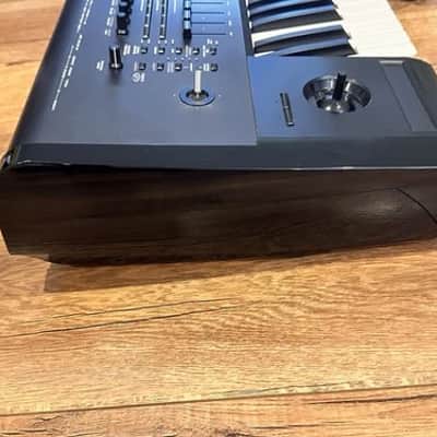 Korg Kronos 61 Music Workstation.........EXCELLENT CONDITION image 8