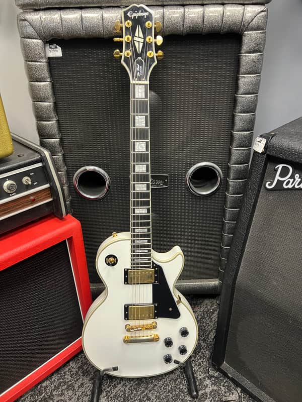 Epiphone Les Paul Custom 2020 - Present - Alpine White image 1