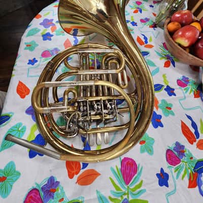 Holton H378 DOUBLE FRENCH HORN image 8