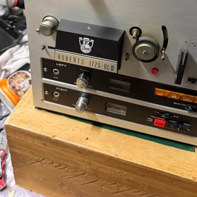 Roberts 1725-8L III Reel to Reel Tape Recorder For Parts Repair image 5