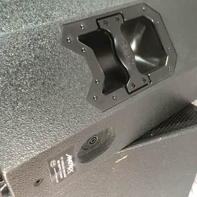 B52 MATRIX-2000 3-Piece Powered Speaker System image 4