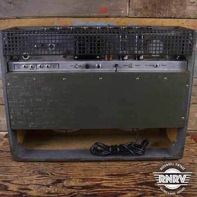 Danelectro Model 300 Twin Twelve  2 x 12" Combo Amplifier image 9