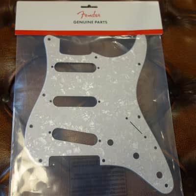 Fender Pickguard Stratocaster S/S/S 11-Hole Mount White Pearl 4-Ply image 1